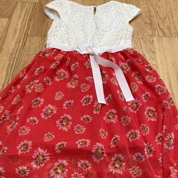 Monteau girl  white lace style dress w bow in back sz 7/8 girls sparkle belt - Picture 6 of 6